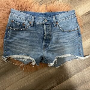 Levi’s 501 Studded Jean Short Size 28